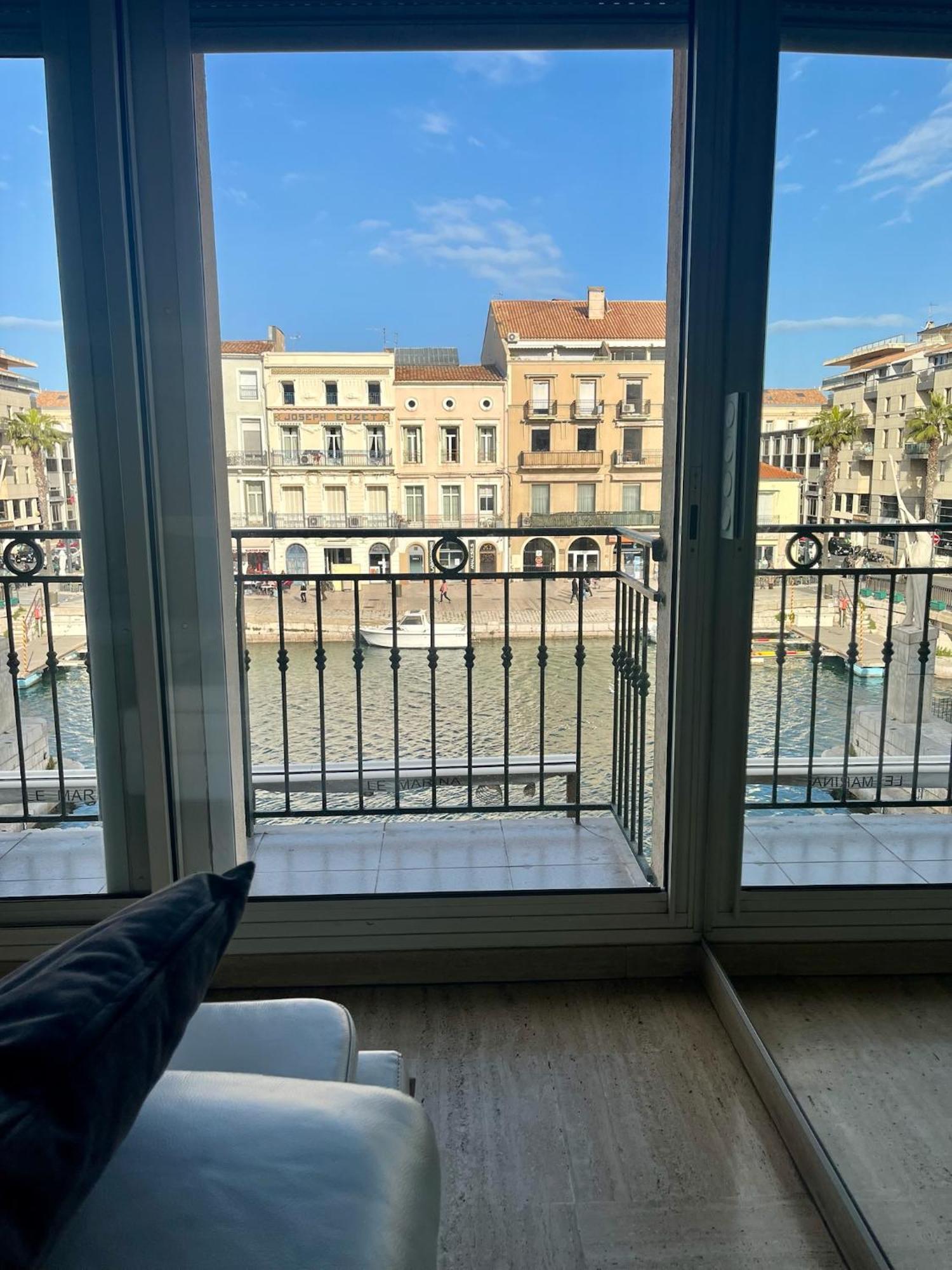 "Le Cadre Royal" Appartement De Standing Sur Quai Avec Parking Σετ Εξωτερικό φωτογραφία